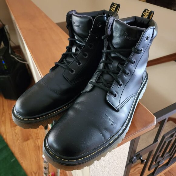 Dr. Martens Air Wair The Original Men's US 11 Black Leather Boots - Picture 1 of 7